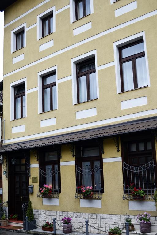 Ada Hotel SJJ Eksteriør billede
